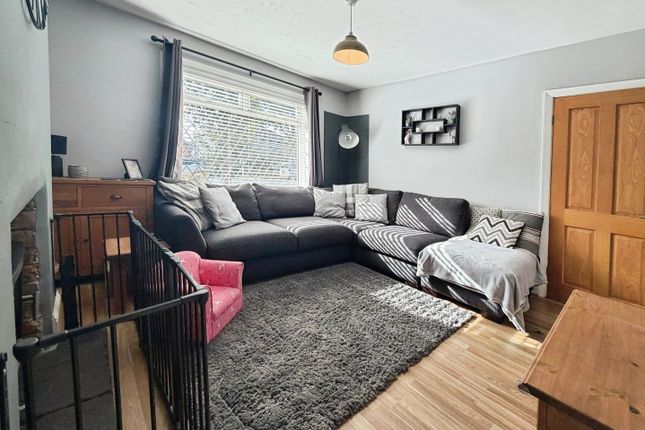 105, Pullan Avenue, Bradford photo 4
