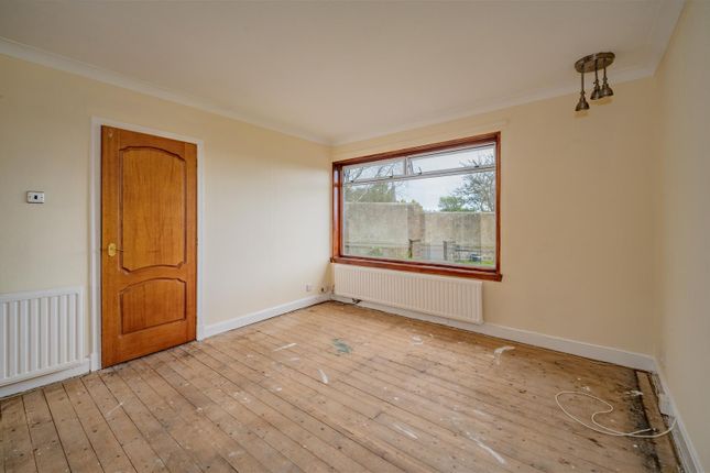 24, Edzell Street, Dundee photo 3