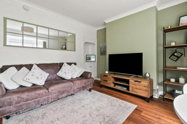 7, Tabard Road, Glasgow photo 4