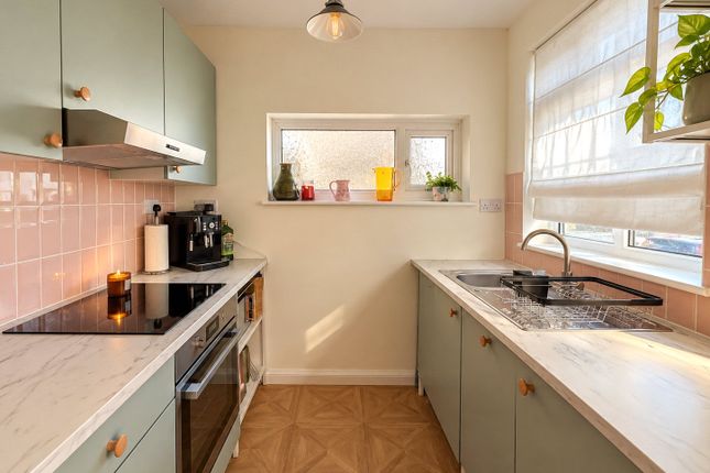4, Craven Close, Essex photo 4