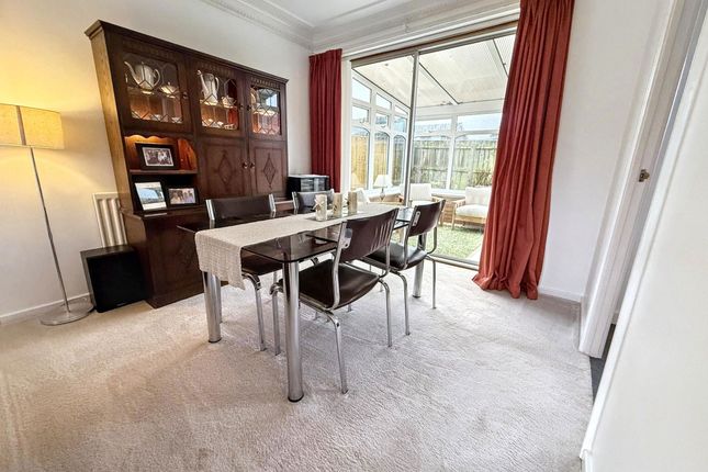 8, Megstone Avenue, Cramlington photo 3
