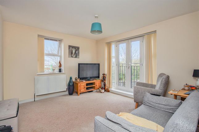 84, Tyne Way, Rushden photo 3