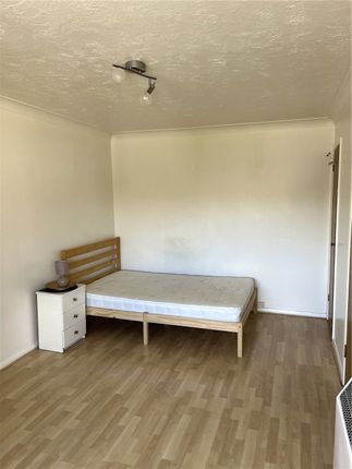 Studio for sale in Oxley Close, London