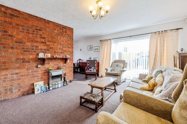 7, Thurlby Close, Lincoln photo 4