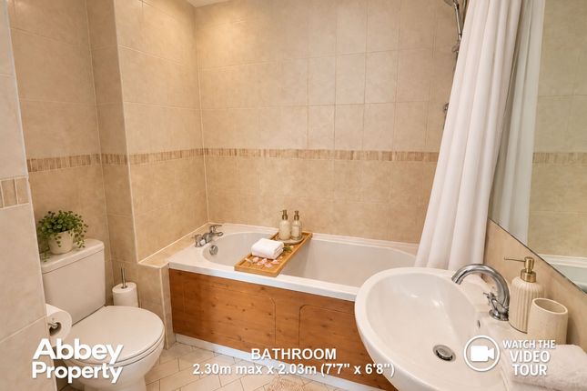 48 Quilter Close, Luton photo 4