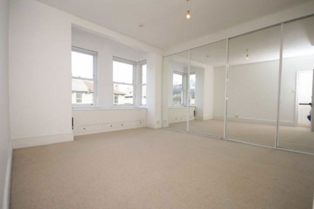 33, Elsie Road, London photo 4