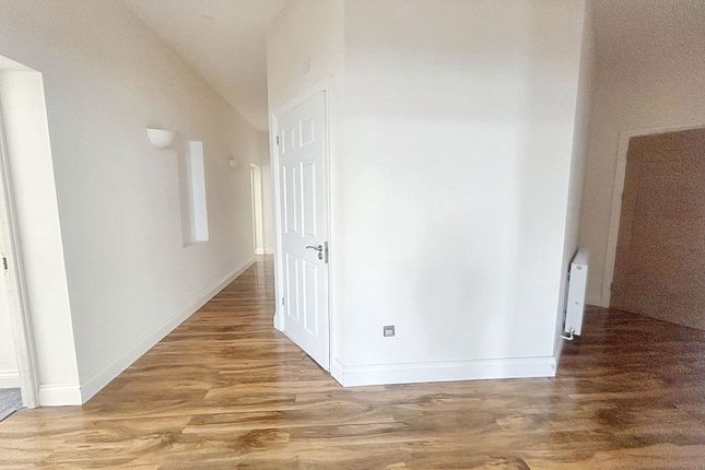 6  Montagu Apartments, Esplanade, Whitley Bay photo 5