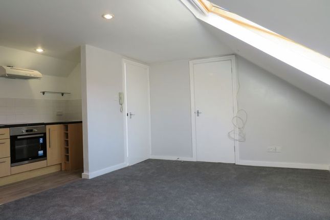 34b, The Hornet, Chichester photo 4