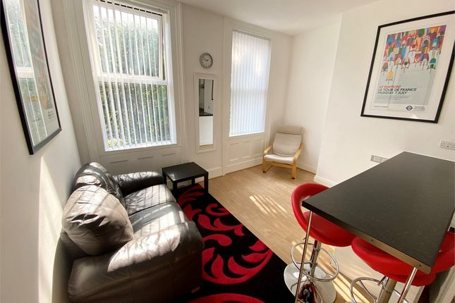 Apartment 3, 5, Summerhill, Thornhill, Sunderland photo 3