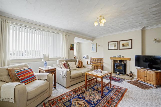 30, Broadfields, Nottingham photo 2