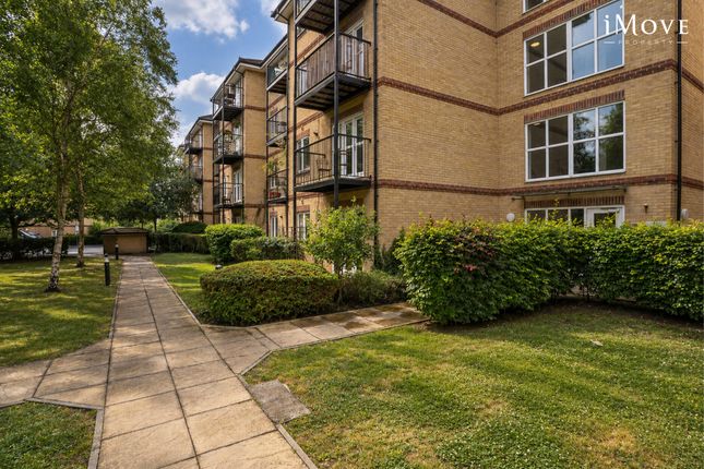 Flat 28, Carfax House, London photo 2