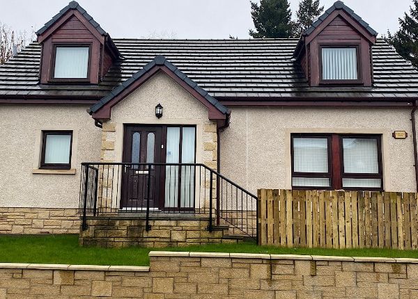 Detached house to rent in St Madoes, Perthshire