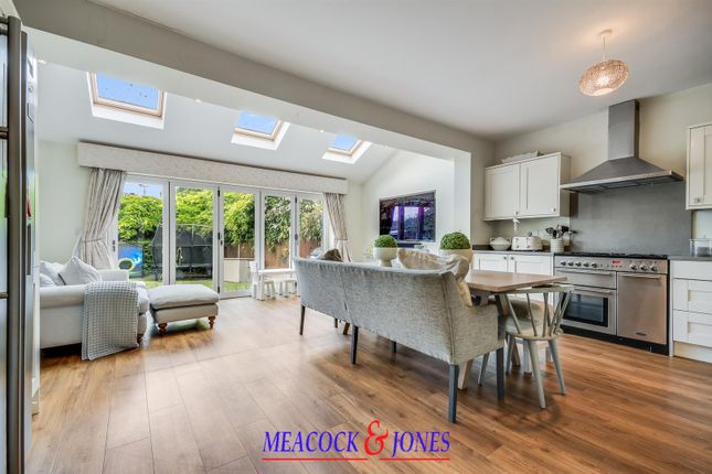 1A, Friars Avenue, Brentwood photo 4