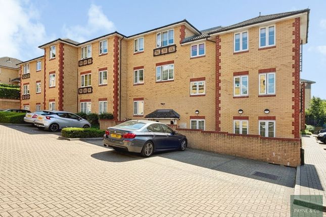 2-bed house on Stoneleigh Road, Ilford, £175,000