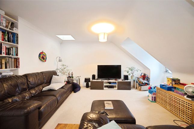 Flat 12, 46, Station Road, Hampshire photo 4