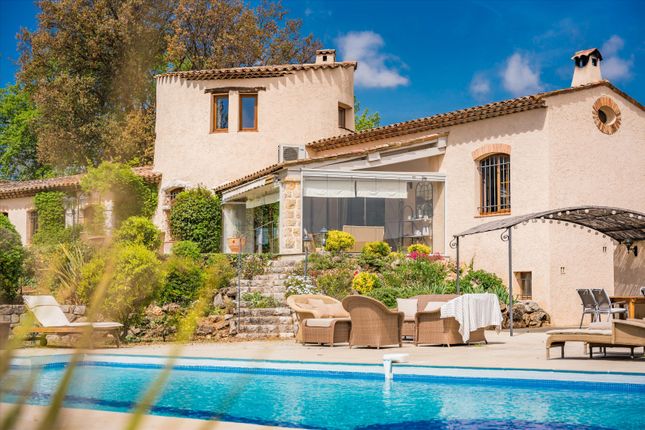 Property for sale in Valbonne, Alpes-Maritimes, Provence Alpes Côte d`Azur, France