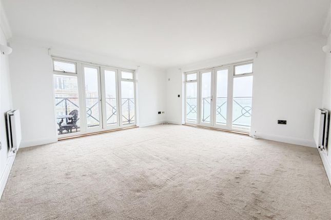 60, Dominica Court, Eastbourne photo 2