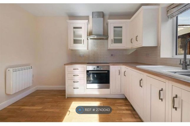 Oyster Court, Cleethorpes photo 3