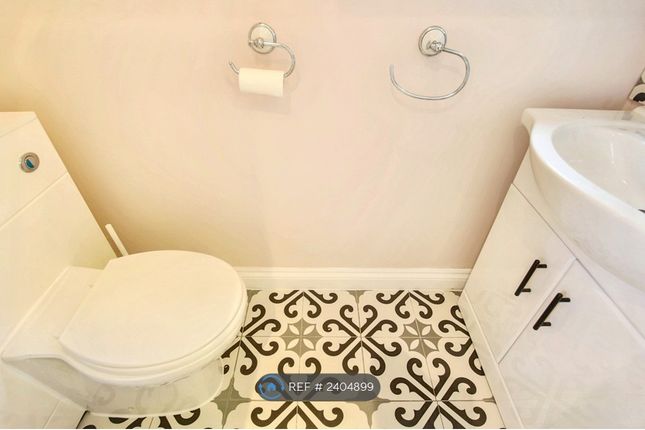 Master - New En-Suite