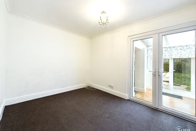Semi-detached house to rent in Nevinson Avenue, Sunnyhill, Derby