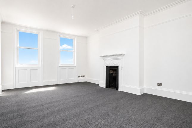Royal York Mansions, Flat 2, The Parade, Margate photo 4