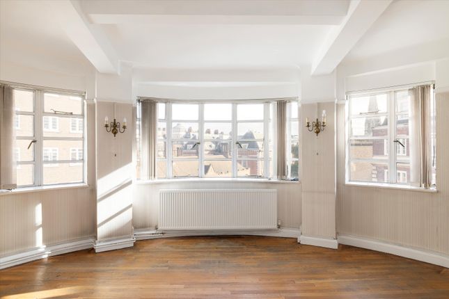 Flat for sale in Winchester Court, London W8.