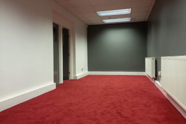 Thumbnail Commercial property to let in Green Lane, Ilford
