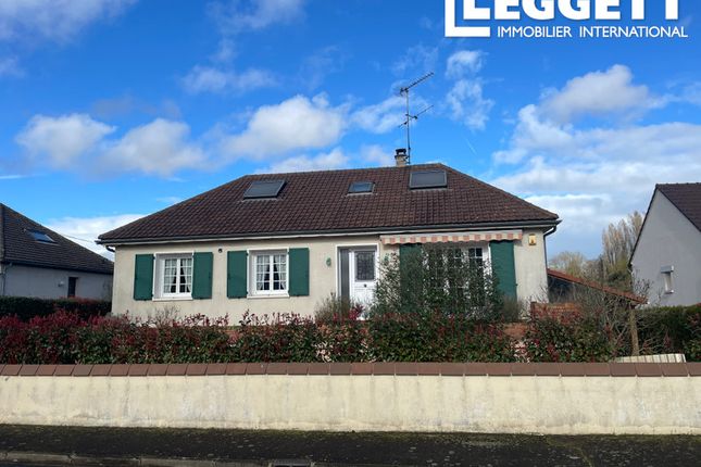 Thumbnail Villa for sale in Saint-Saturnin, Sarthe, Pays De La Loire