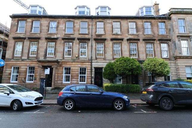 Thumbnail Flat to rent in North Claremont Street, Glasgow