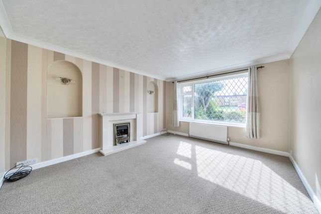 107, Hill Top Avenue, Harrogate photo 4