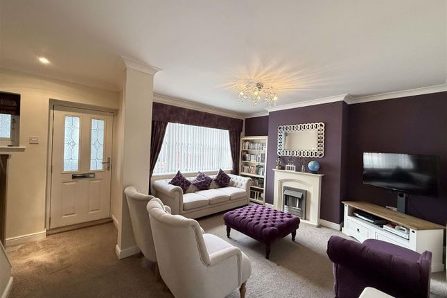 46, Eastfield Drive, Pontefract photo 3