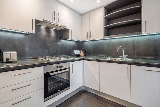 39, Westferry Circus, London, E14 8RW photo 4