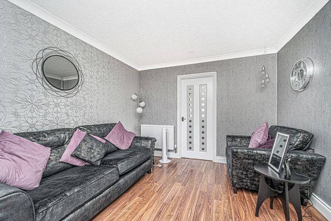 78, Chapelhill, Kirkcaldy photo 4