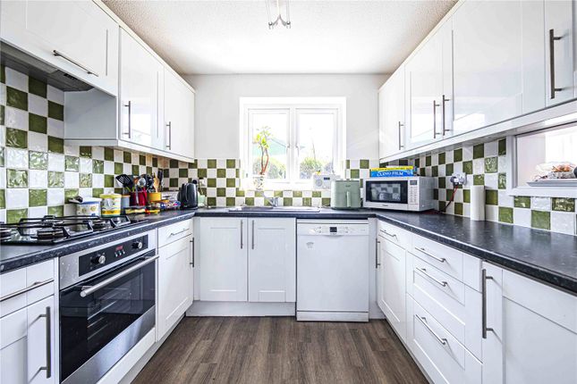6, Speedwell Close, Hemel Hempstead photo 4