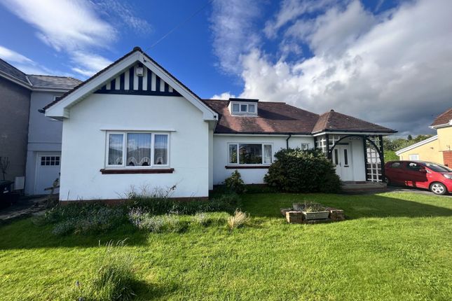 Thumbnail Bungalow for sale in Park Crescent, Abergavenny