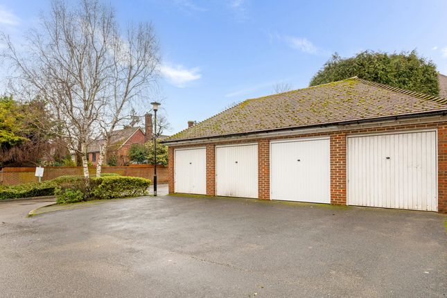 1, Elm Park Road, Pinner photo 4