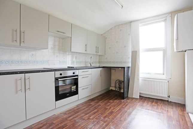 Flat to rent in Norman Road, East Ham