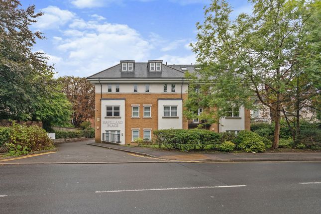 Flat for sale in 5 Linkfield Lane, Redhill