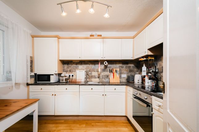 58/1 Peffermill Road, Edinburgh photo 3