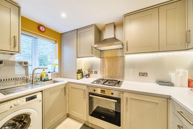 3, Novello Way, Borehamwood photo 4