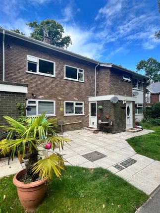 Flat for sale in Hoburne Gardens, Highcliffe, Christchurch