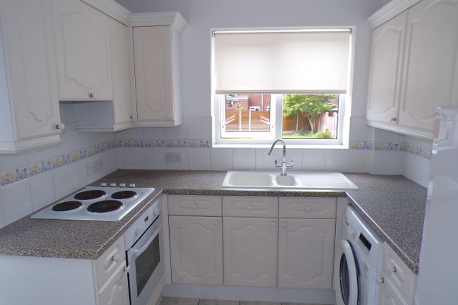 41, Ascot Drive, Cannock photo 4