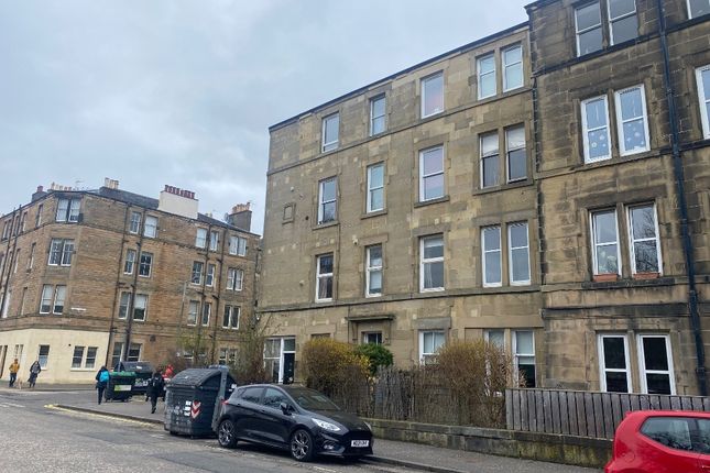 Flat to rent in Balcarres Street, Morningside, Edinburgh