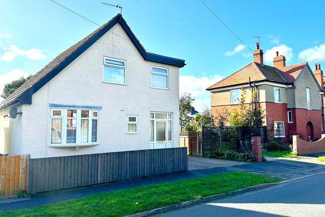 Thumbnail Detached house for sale in Hall Road, Hornsea