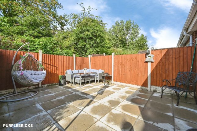 51, Loxton Crescent, Wigan photo 4