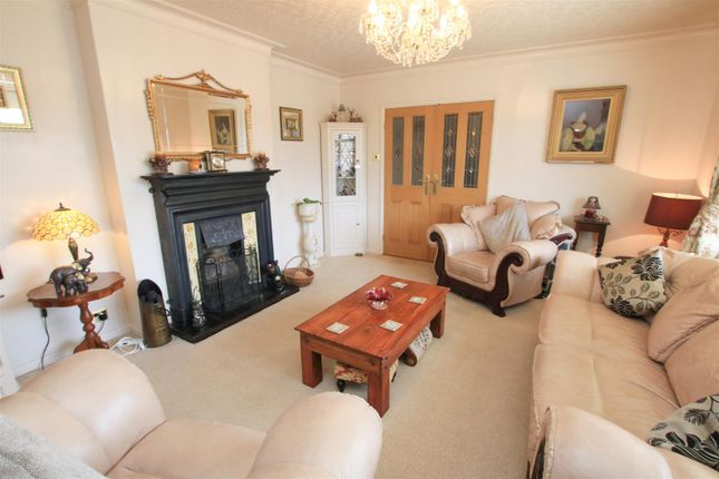 Detached bungalow for sale in The Boulevard, Edenthorpe, Doncaster