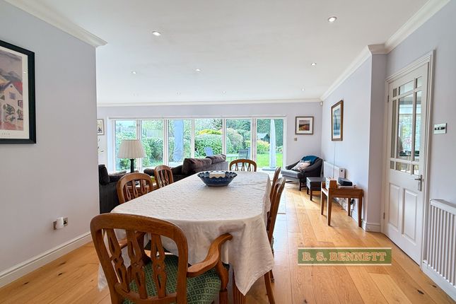 5 St Andrews Close, Wraysbury photo 4