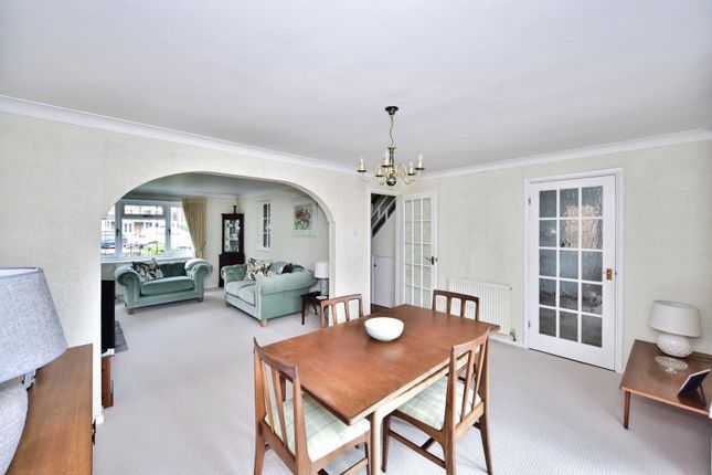 16, Ashtead Drive, Sittingbourne photo 3