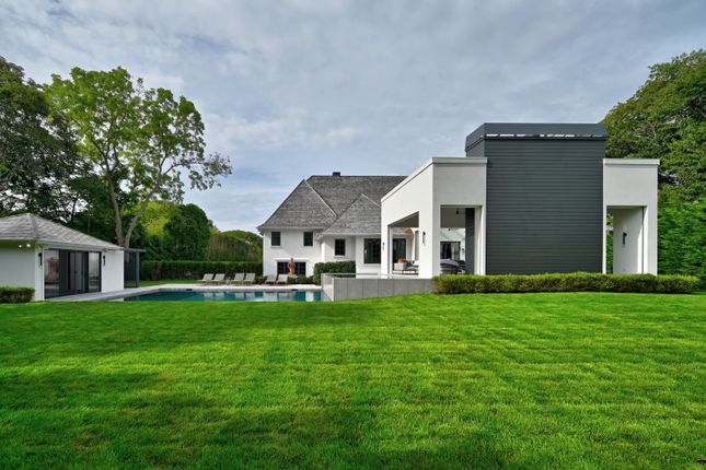 Property for sale in Hither Lane, East Hampton, Ny, 11937