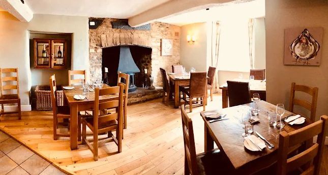 Falcon Inn , London ROad , Cirencester  photo 3